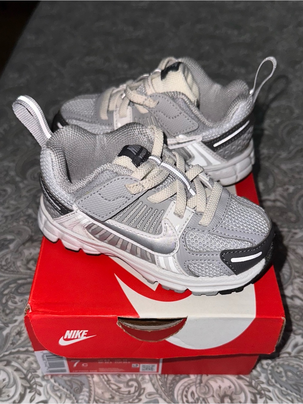 Nike Toddler Sneakers Bundle- Size 6 And Size 7. Can Be Unisex - Picture 8 of 11